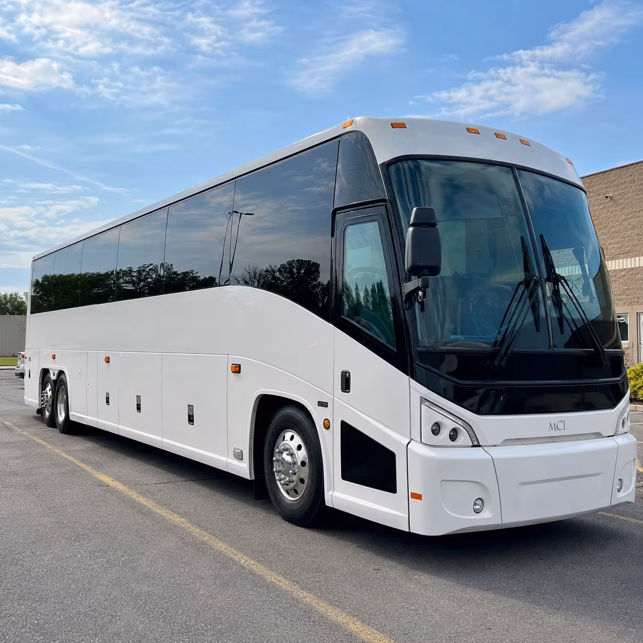 charter buses to the henry ford museum and greenfield village in dearborn