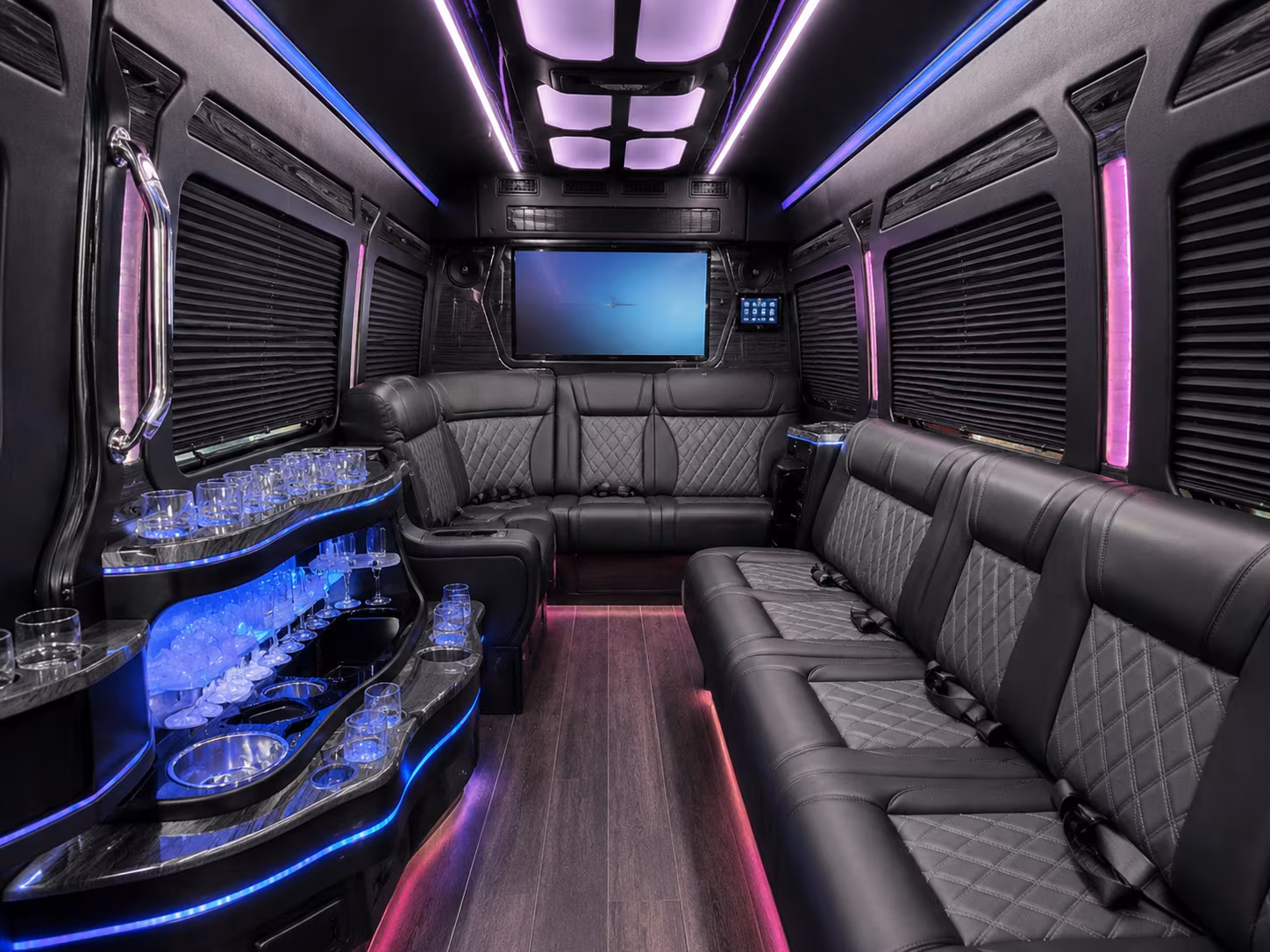 corporate group transportation for the detroit auto show and michigan trade events