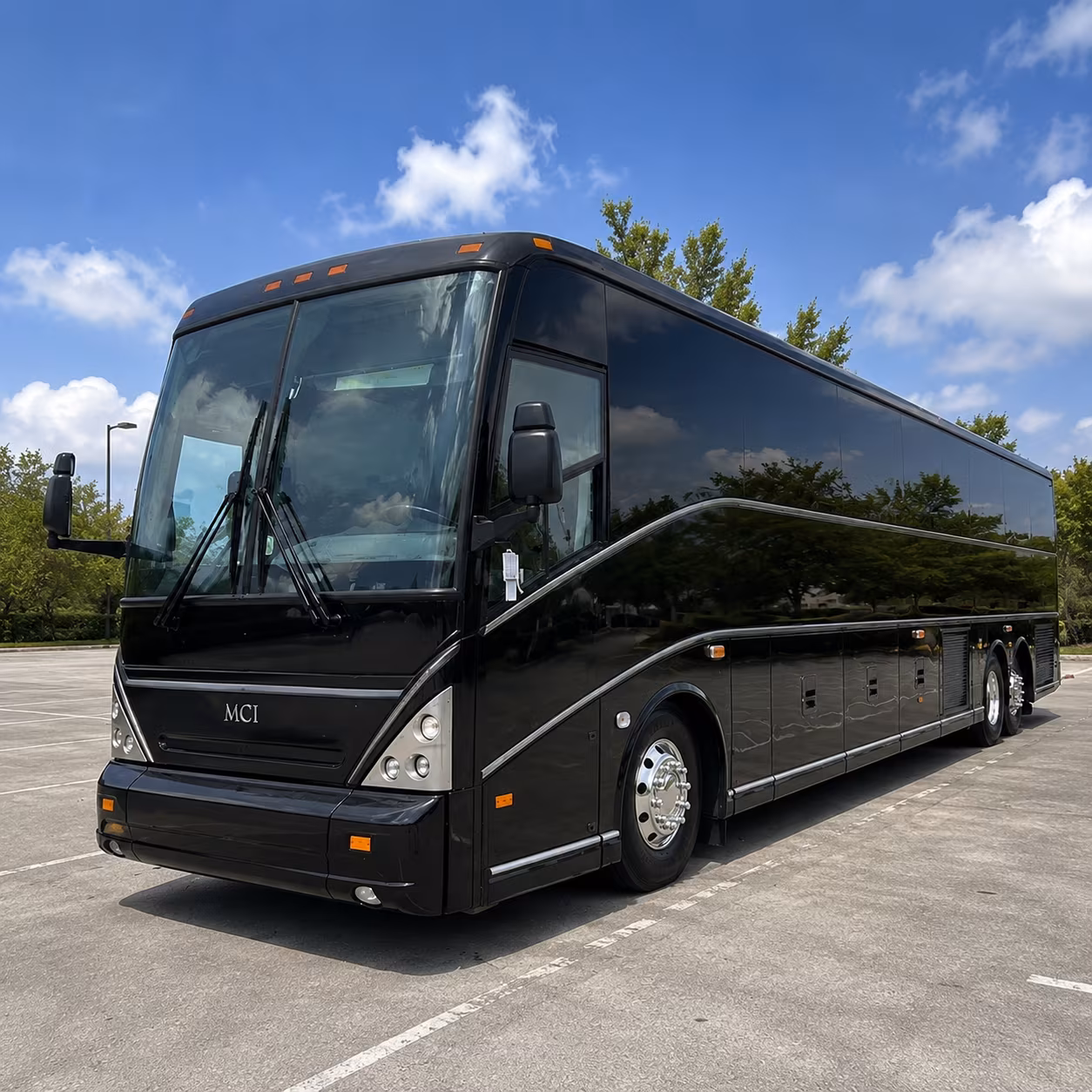 detroit lions tigers red wings pistons game buses from plymouth